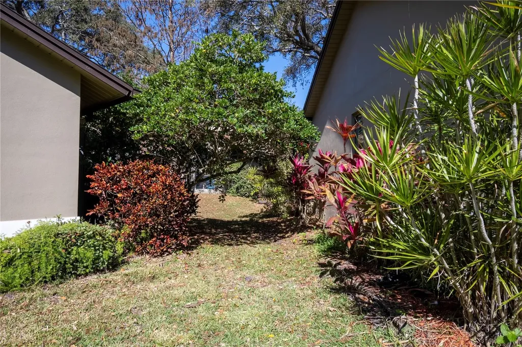 1684 Fry Court Dunedin FL 34698