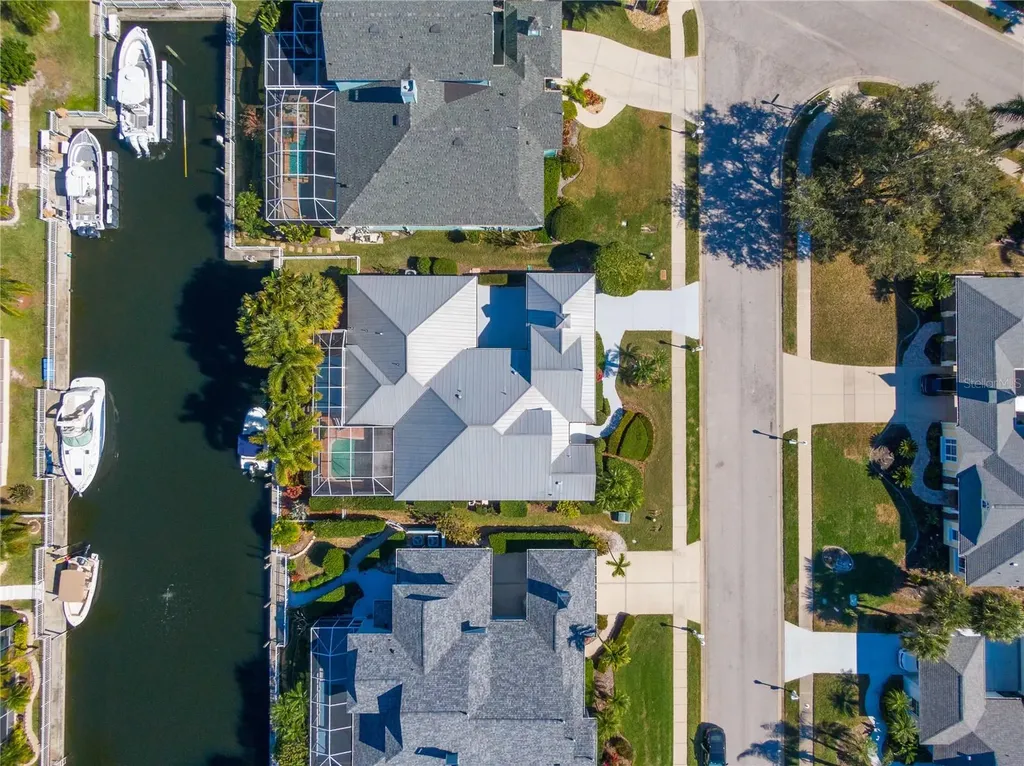 4743 Spinnaker Drive Bradenton FL 34208
