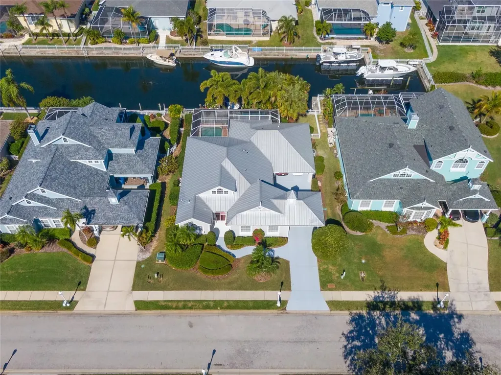 4743 Spinnaker Drive Bradenton FL 34208