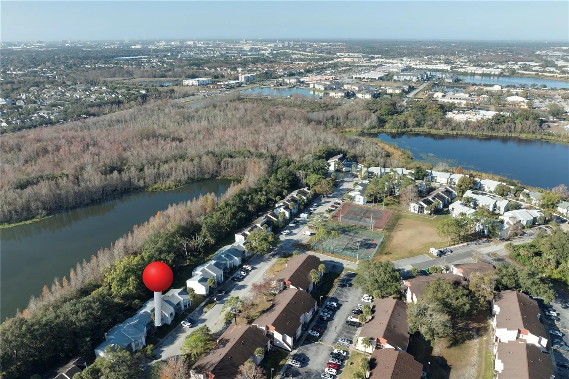 2512 Lemon Tree Lane Orlando FL 32839