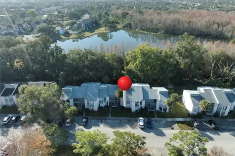 2512 Lemon Tree Lane Orlando FL 32839