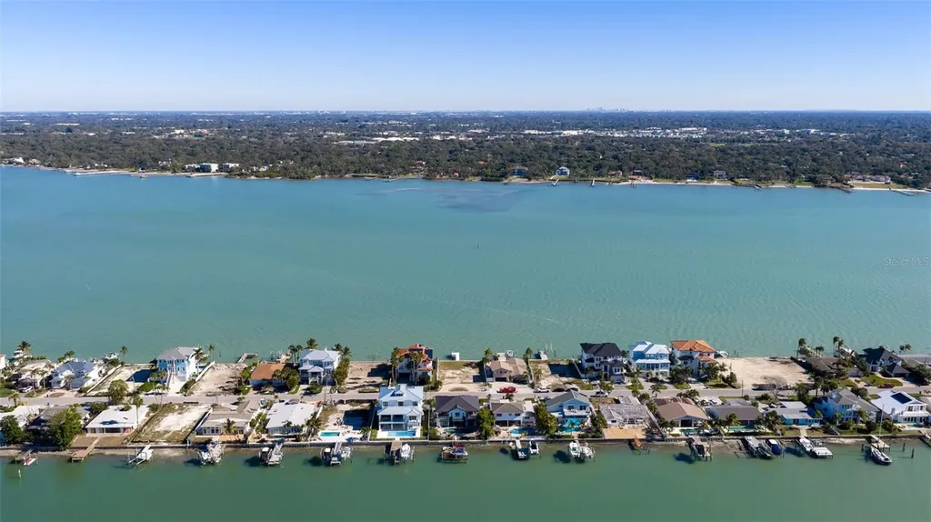 11285 9th Street E Treasure Island FL 33706