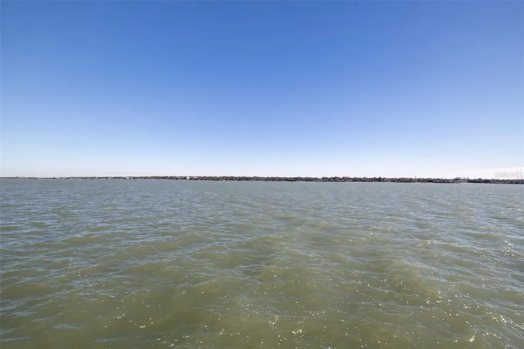 11285 9th Street E Treasure Island FL 33706
