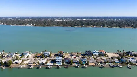 11285 9th Street E Treasure Island FL 33706