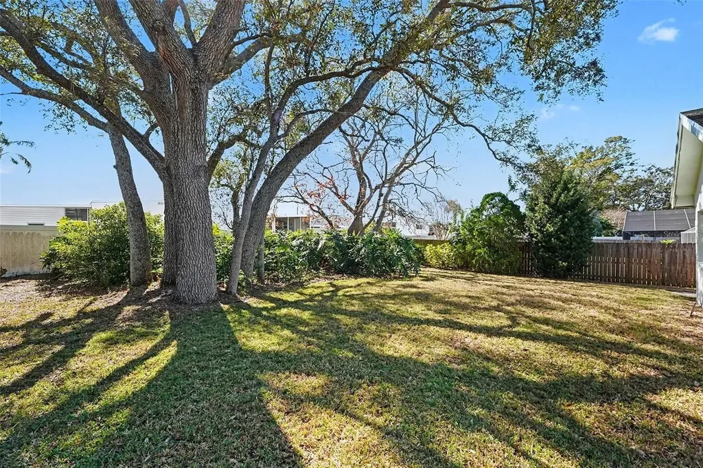 1529 Coachlight Way Dunedin FL 34698