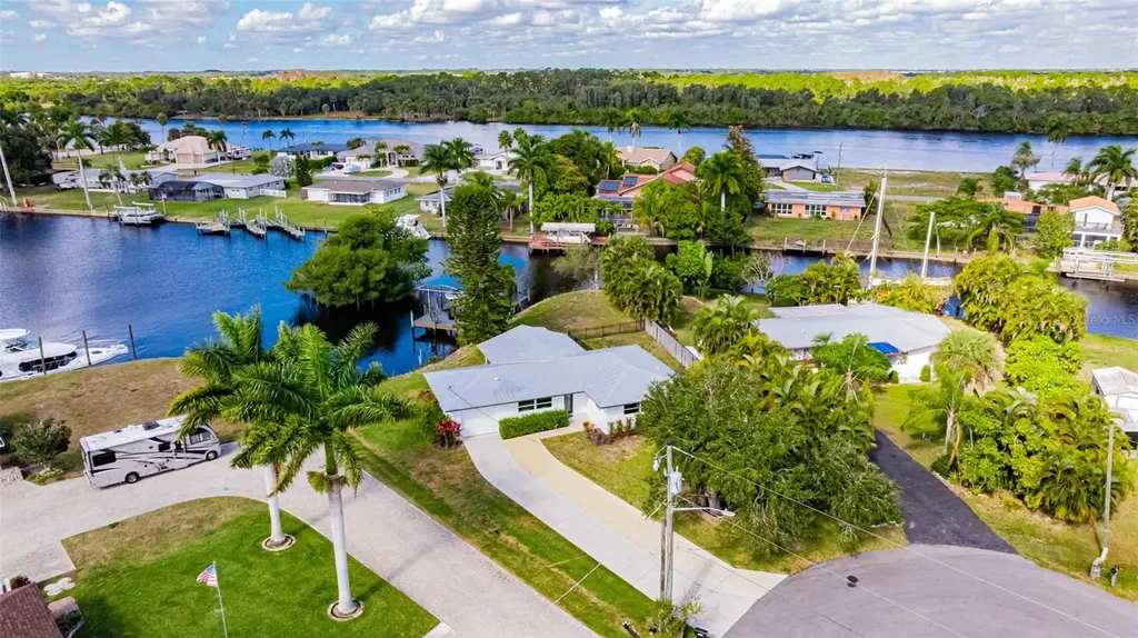 13856 Lazy Lane Fort Myers FL 33905