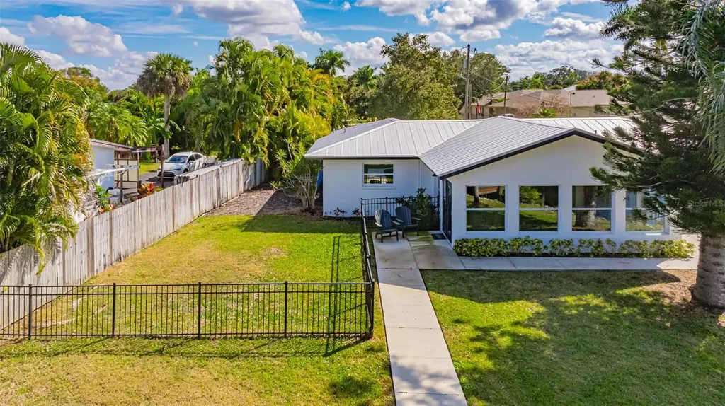 13856 Lazy Lane Fort Myers FL 33905