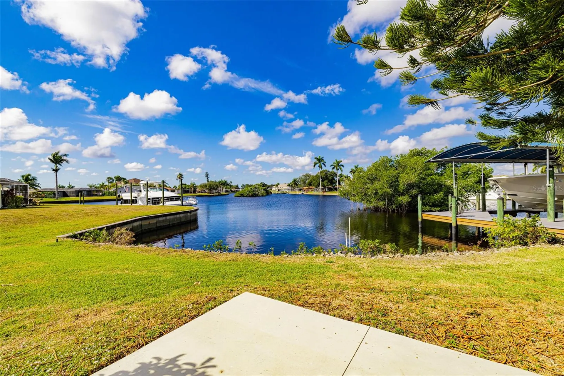 13856 Lazy Lane Fort Myers FL 33905