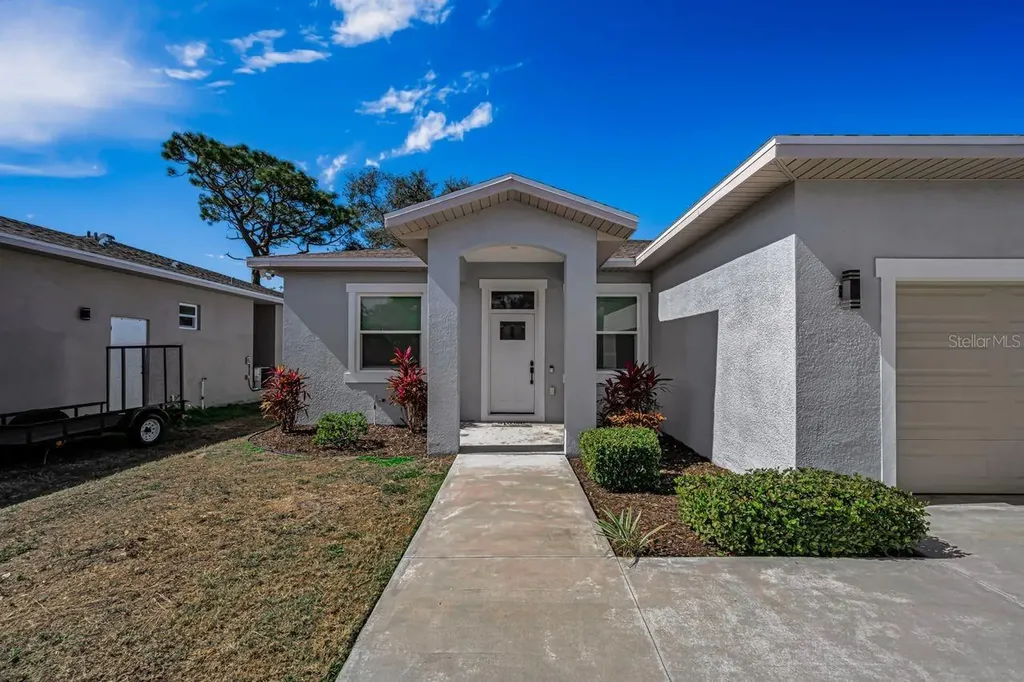 13266 Clay Avenue Largo FL 33773