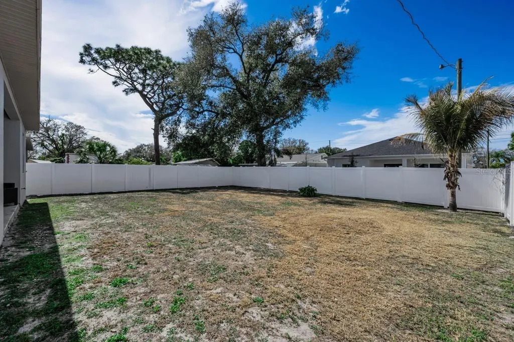 13266 Clay Avenue Largo FL 33773