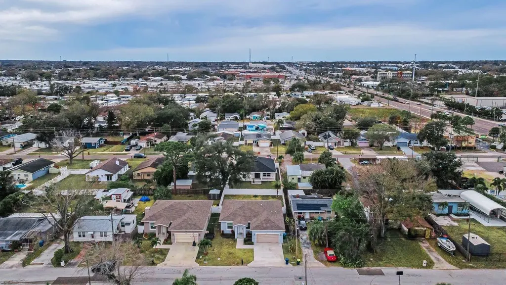 13266 Clay Avenue Largo FL 33773