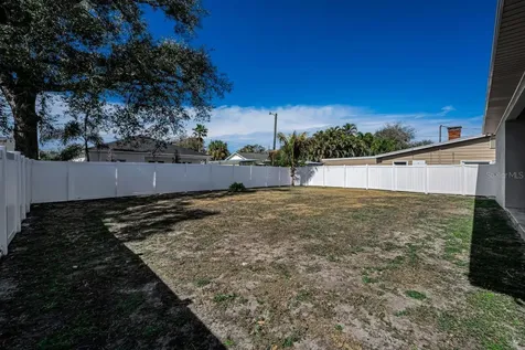 13266 Clay Avenue Largo FL 33773