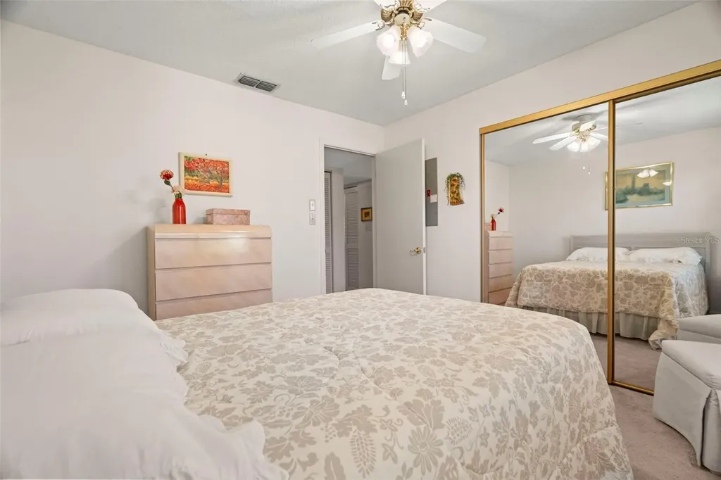 1027 Bowsprit Lane Holiday FL 34691