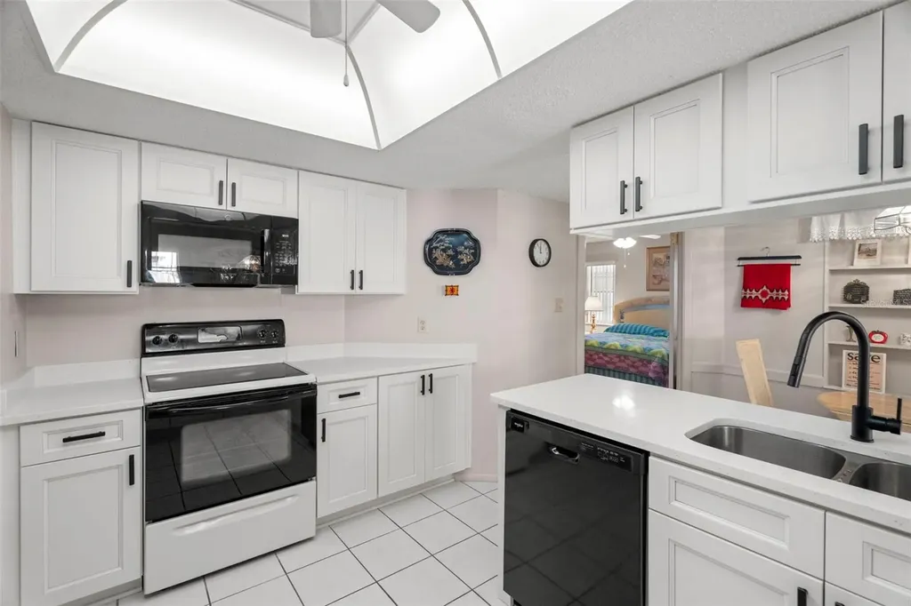1027 Bowsprit Lane Holiday FL 34691