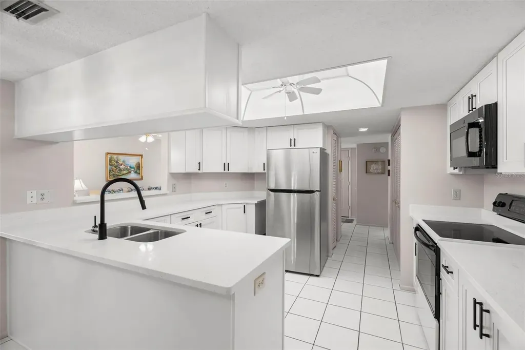 1027 Bowsprit Lane Holiday FL 34691