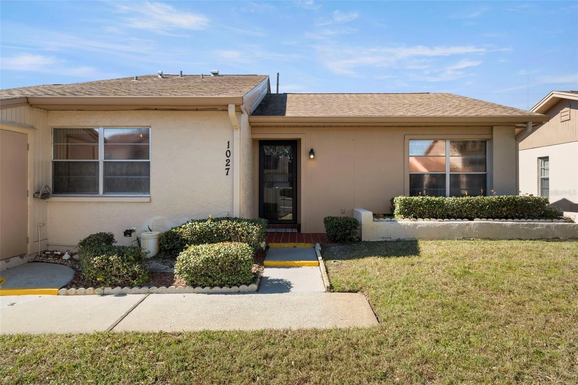1027 Bowsprit Lane Holiday FL 34691