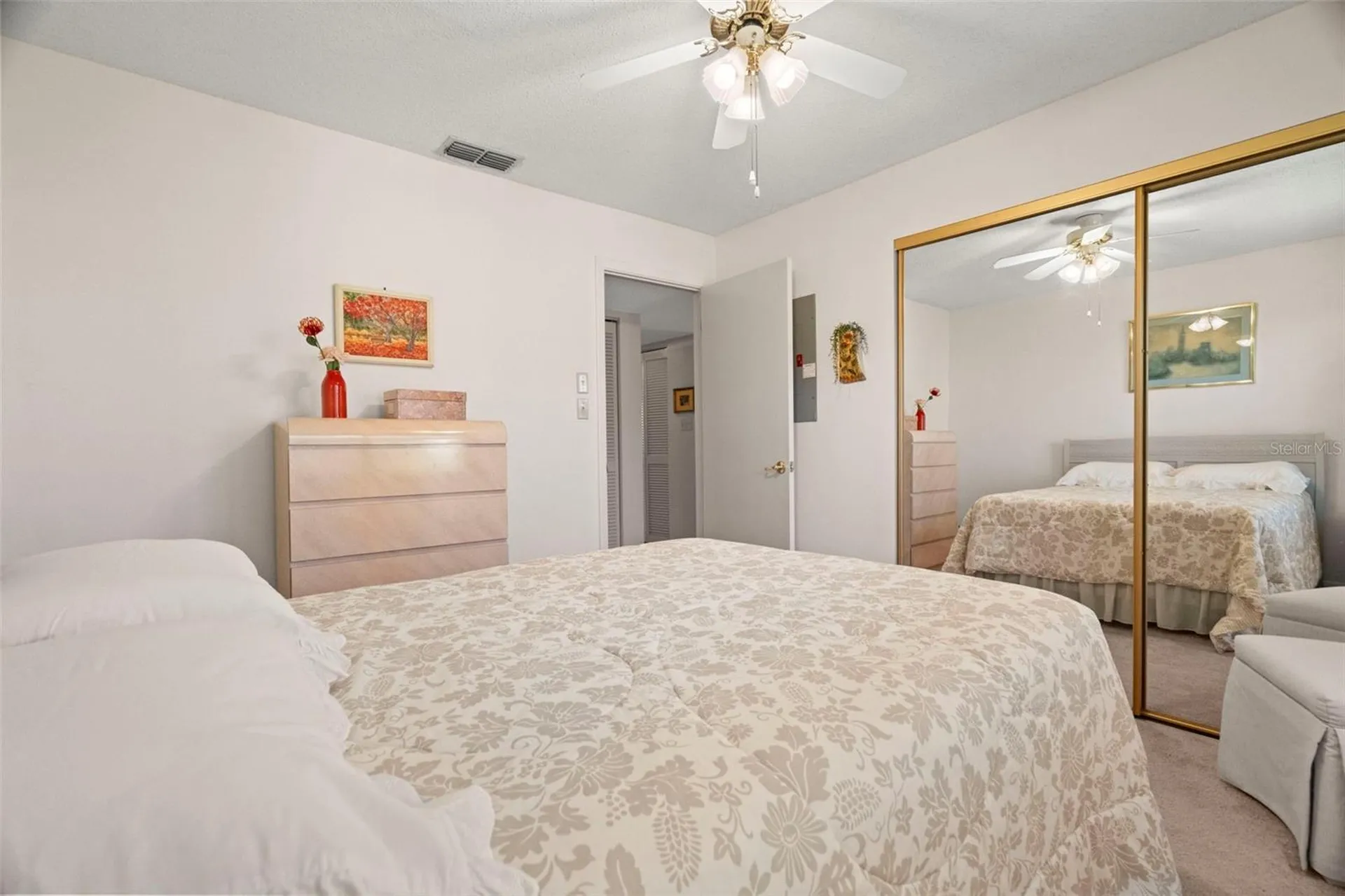 1027 Bowsprit Lane Holiday FL 34691