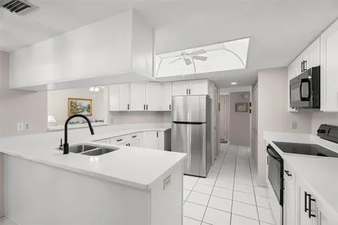 1027 Bowsprit Lane Holiday FL 34691