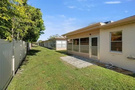 1027 Bowsprit Lane Holiday FL 34691