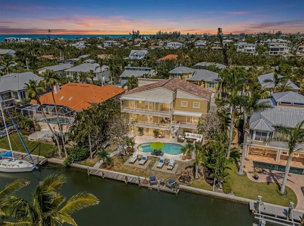 614 Norton Street Longboat Key FL 34228