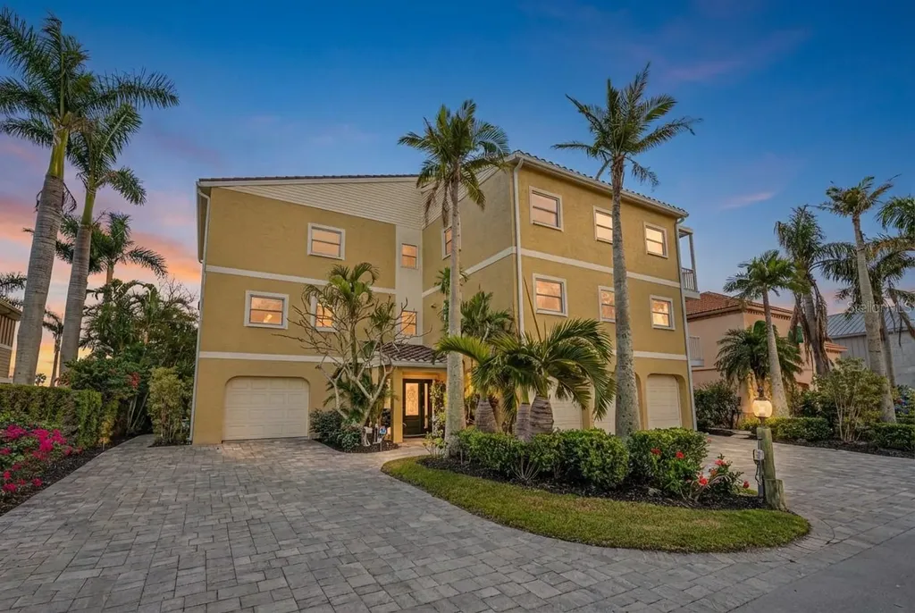 614 Norton Street Longboat Key FL 34228