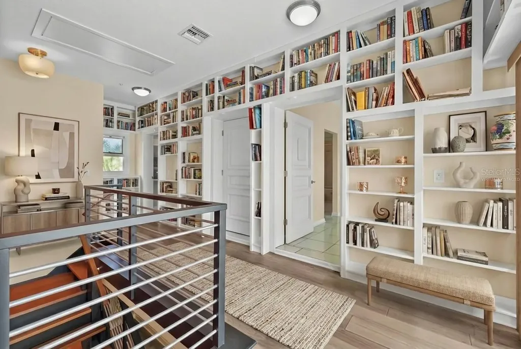 614 Norton Street Longboat Key FL 34228