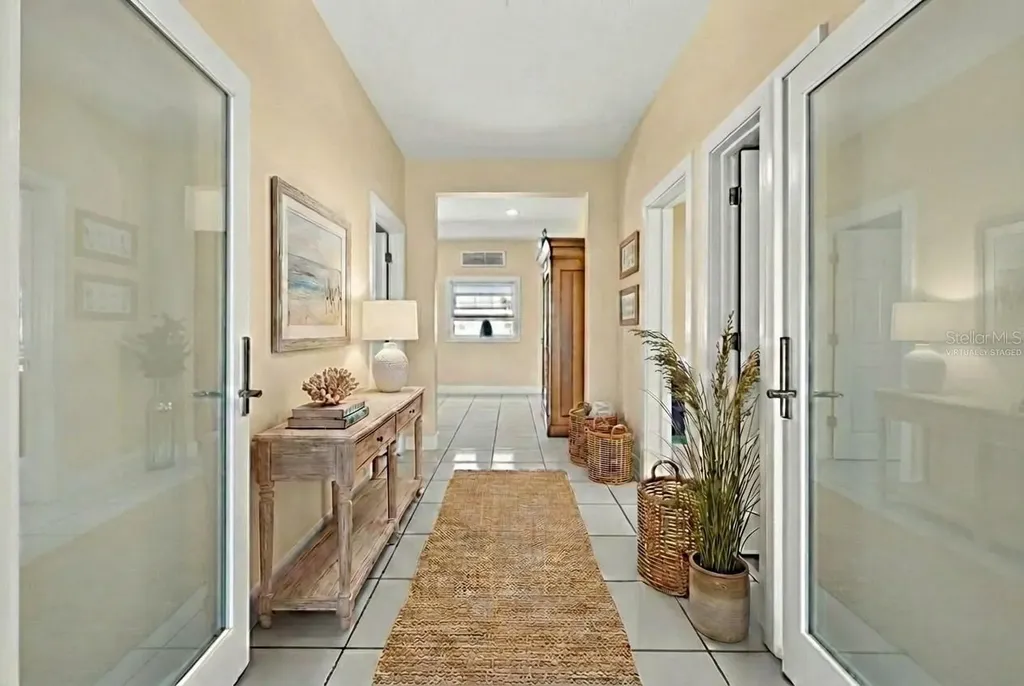 614 Norton Street Longboat Key FL 34228