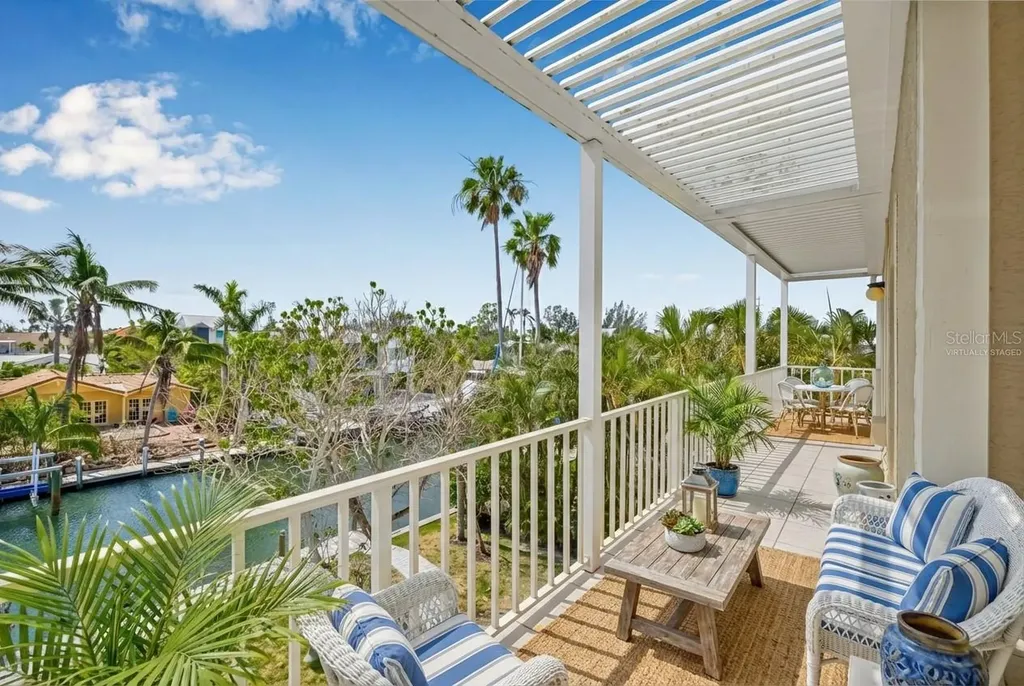 614 Norton Street Longboat Key FL 34228