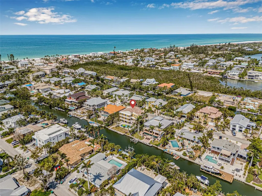 614 Norton Street Longboat Key FL 34228
