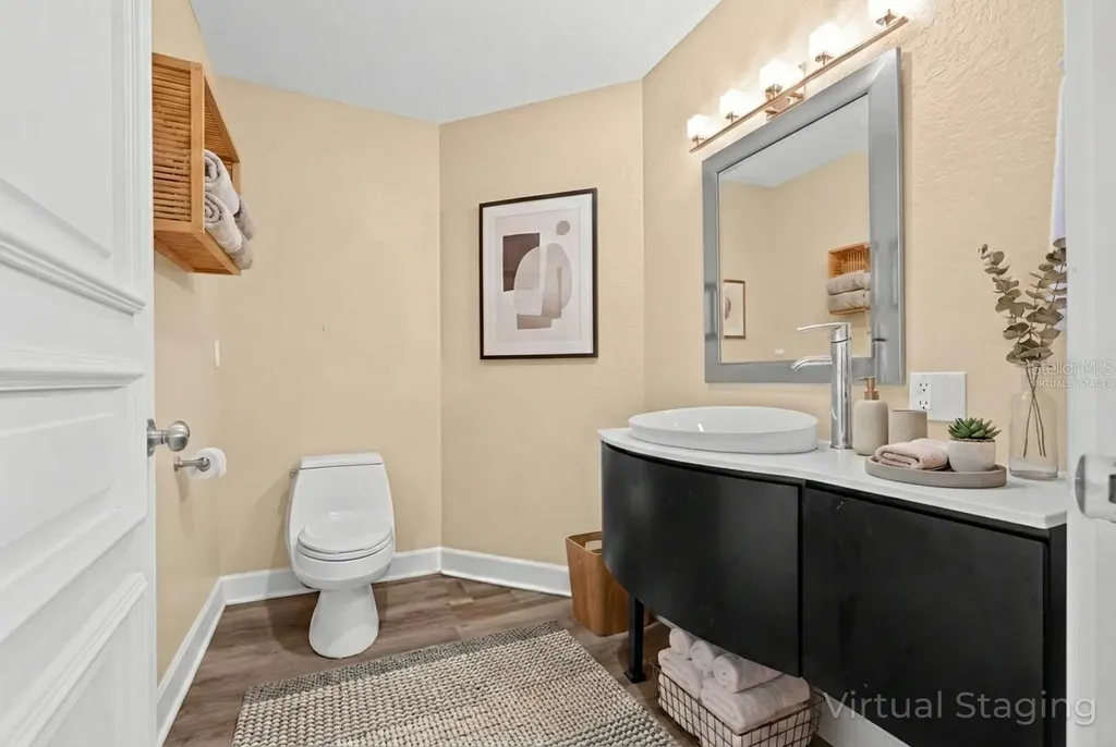 614 Norton Street Longboat Key FL 34228