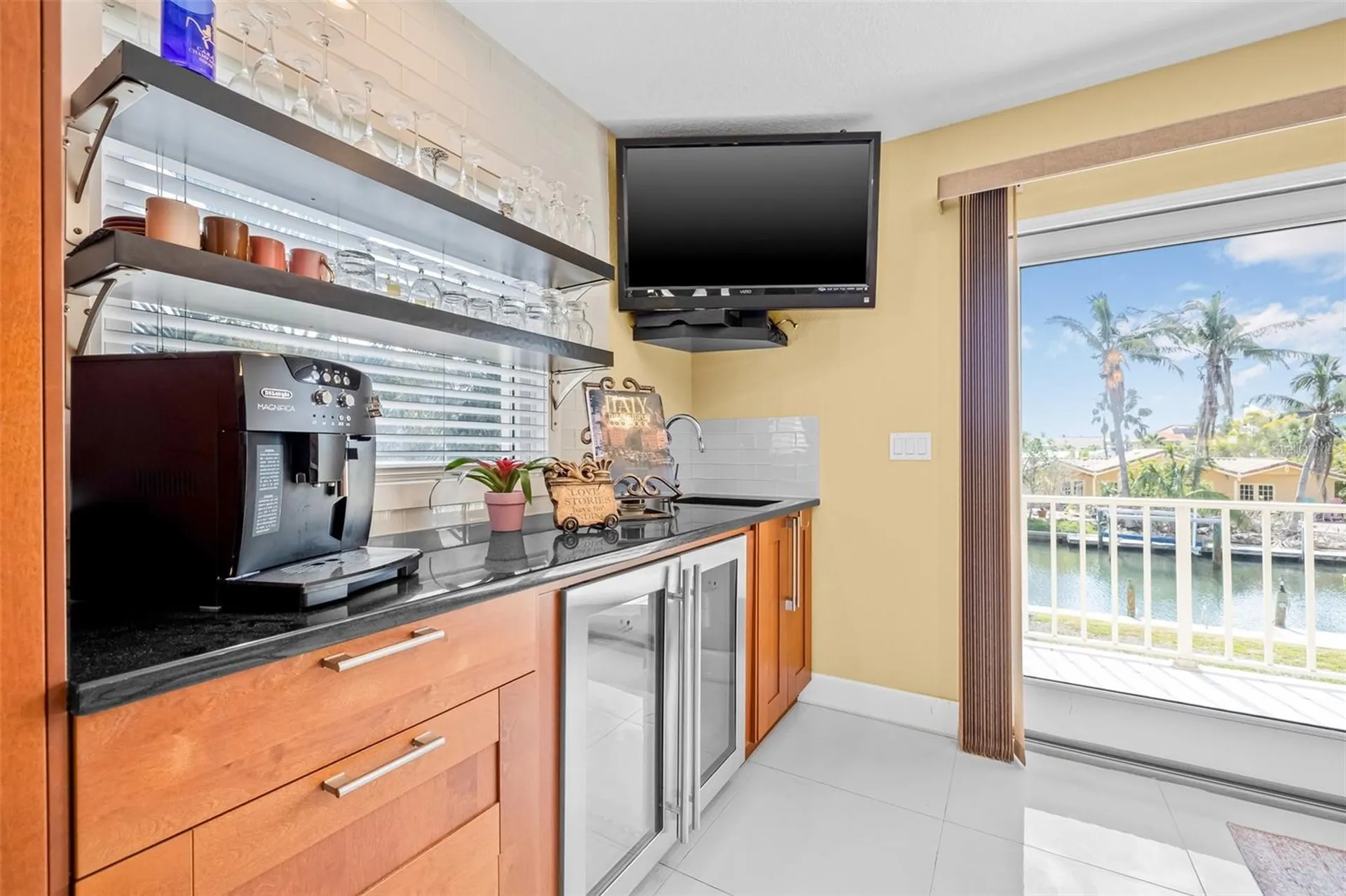 614 Norton Street Longboat Key FL 34228