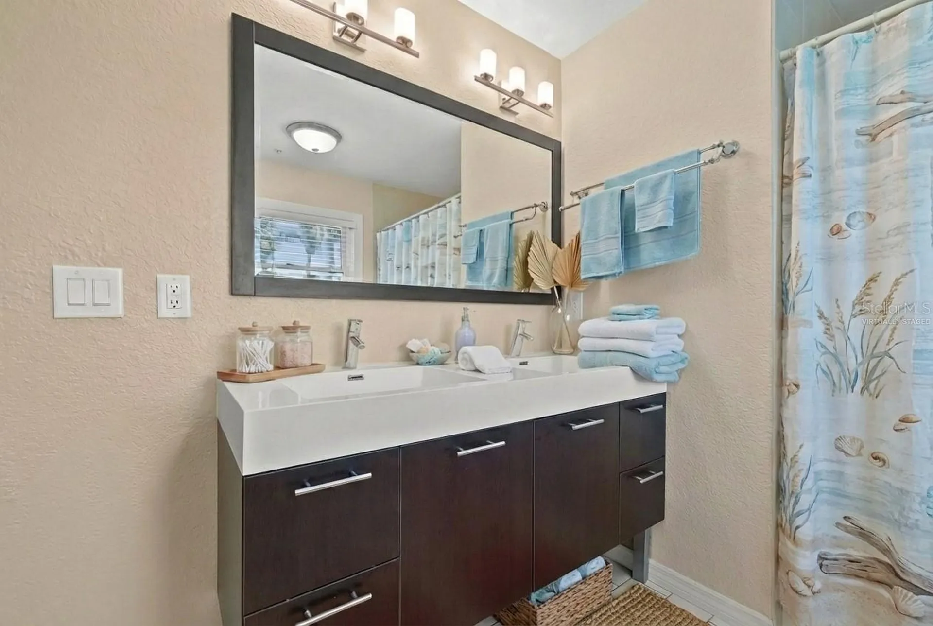 614 Norton Street Longboat Key FL 34228