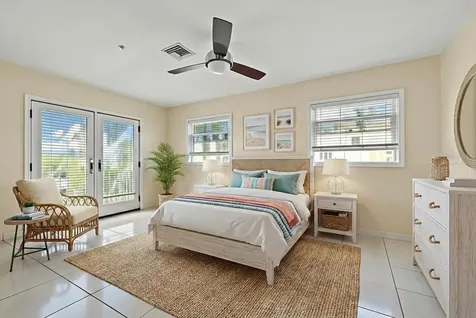 614 Norton Street Longboat Key FL 34228