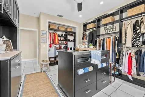 614 Norton Street Longboat Key FL 34228