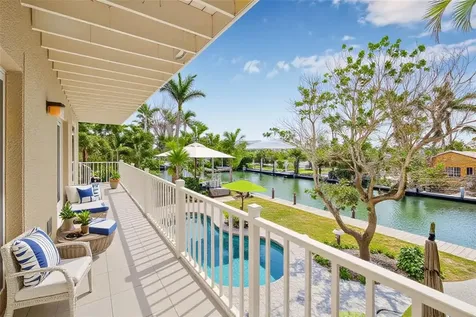 614 Norton Street Longboat Key FL 34228