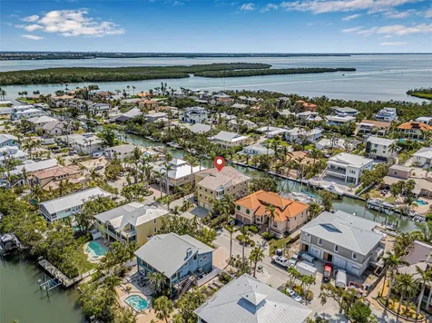 614 Norton Street Longboat Key FL 34228