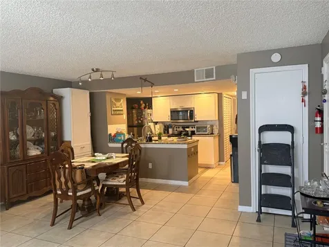 2725 N Poinciana Boulevard Kissimmee FL 34746