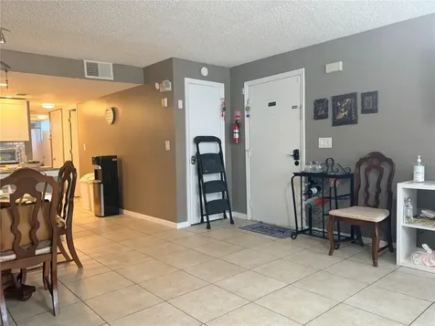 2725 N Poinciana Boulevard Kissimmee FL 34746