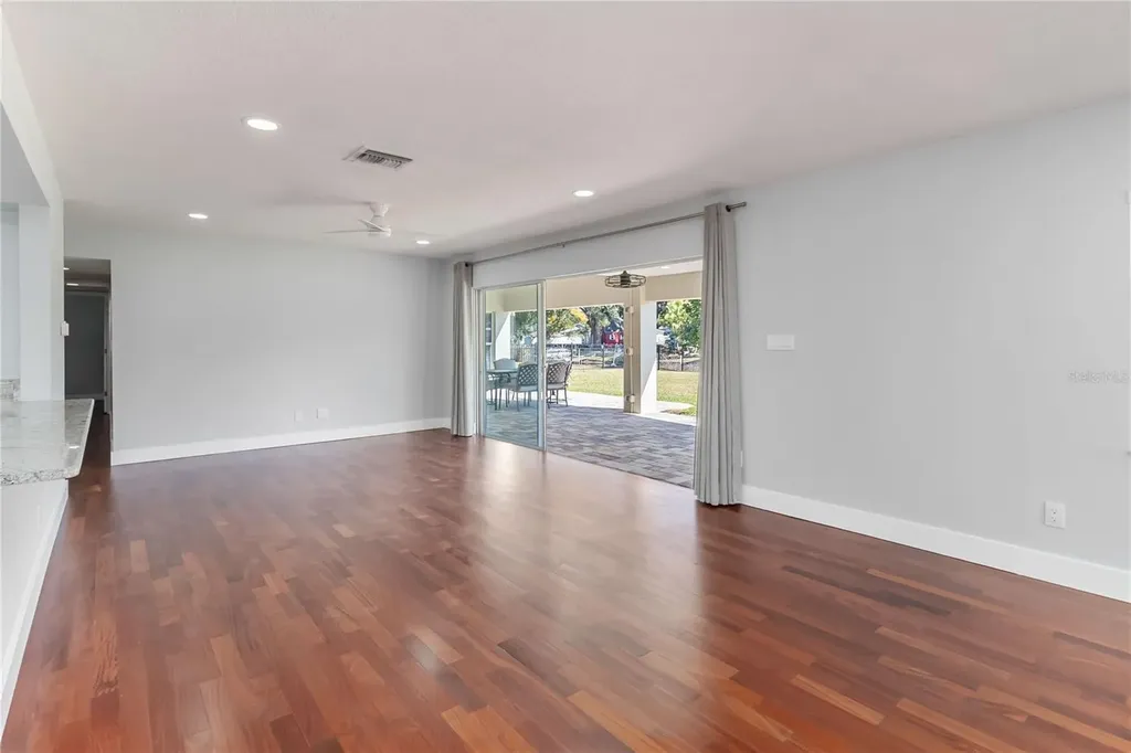 3911 Venice Drive Orlando FL 32806