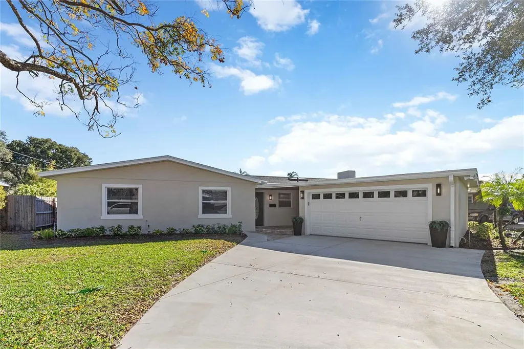 3911 Venice Drive Orlando FL 32806