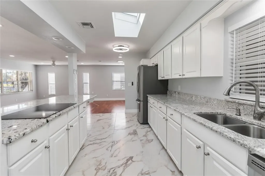 3911 Venice Drive Orlando FL 32806