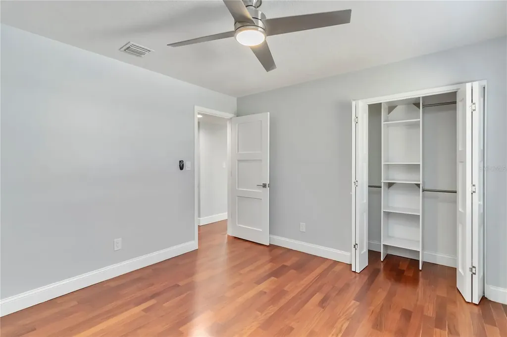 3911 Venice Drive Orlando FL 32806