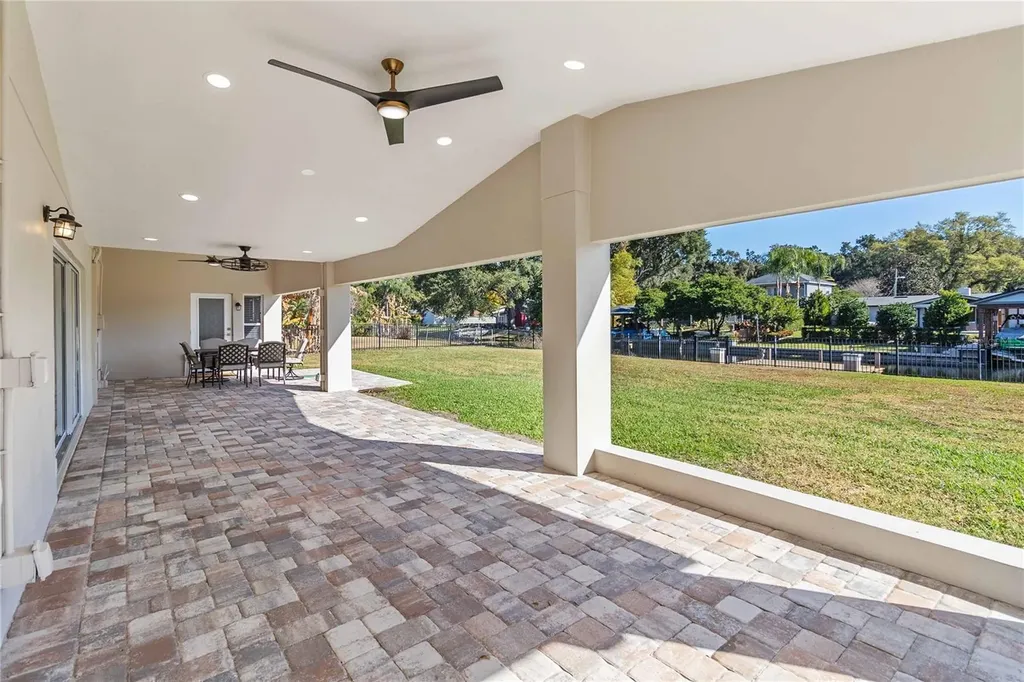 3911 Venice Drive Orlando FL 32806