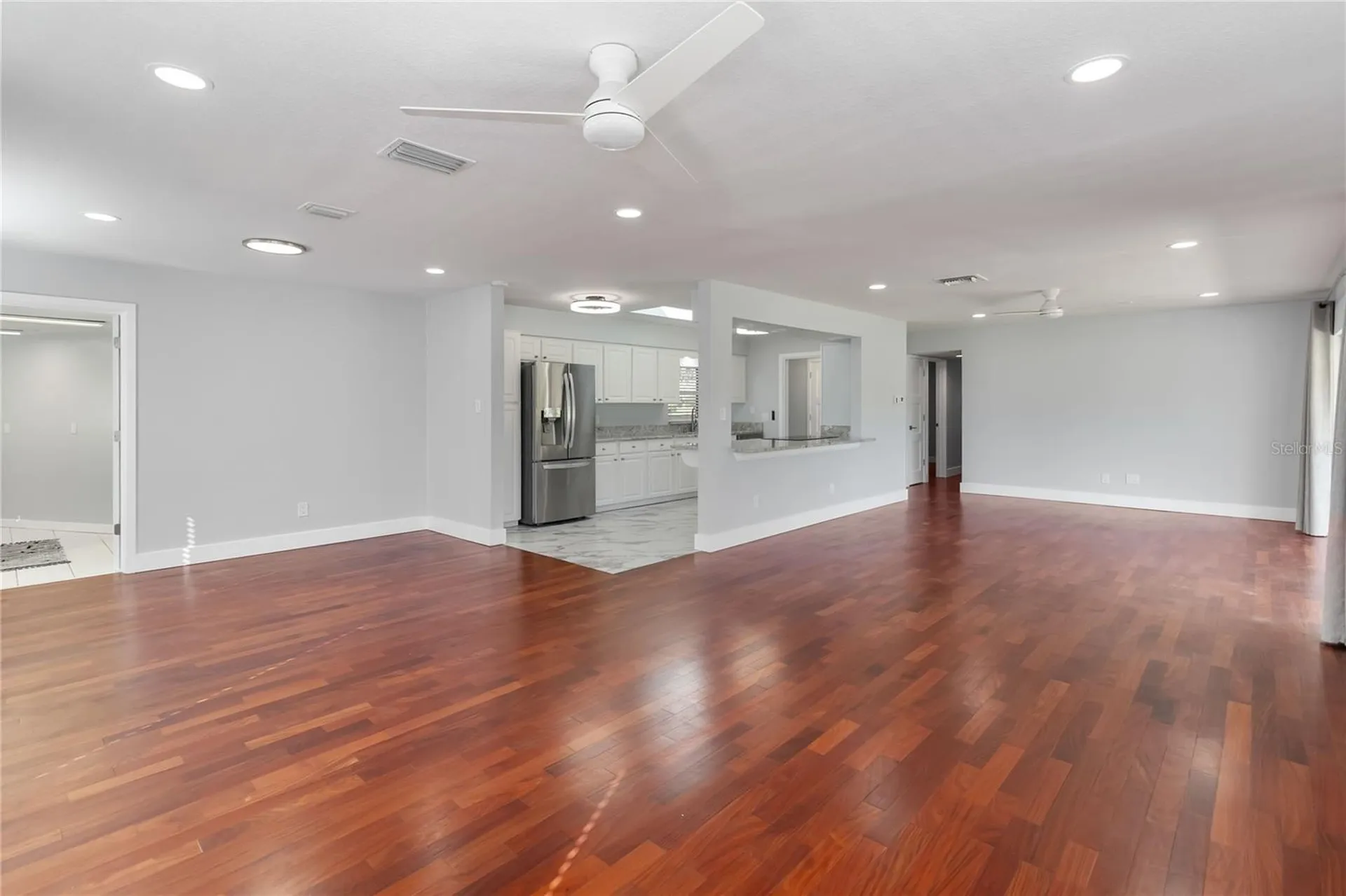3911 Venice Drive Orlando FL 32806