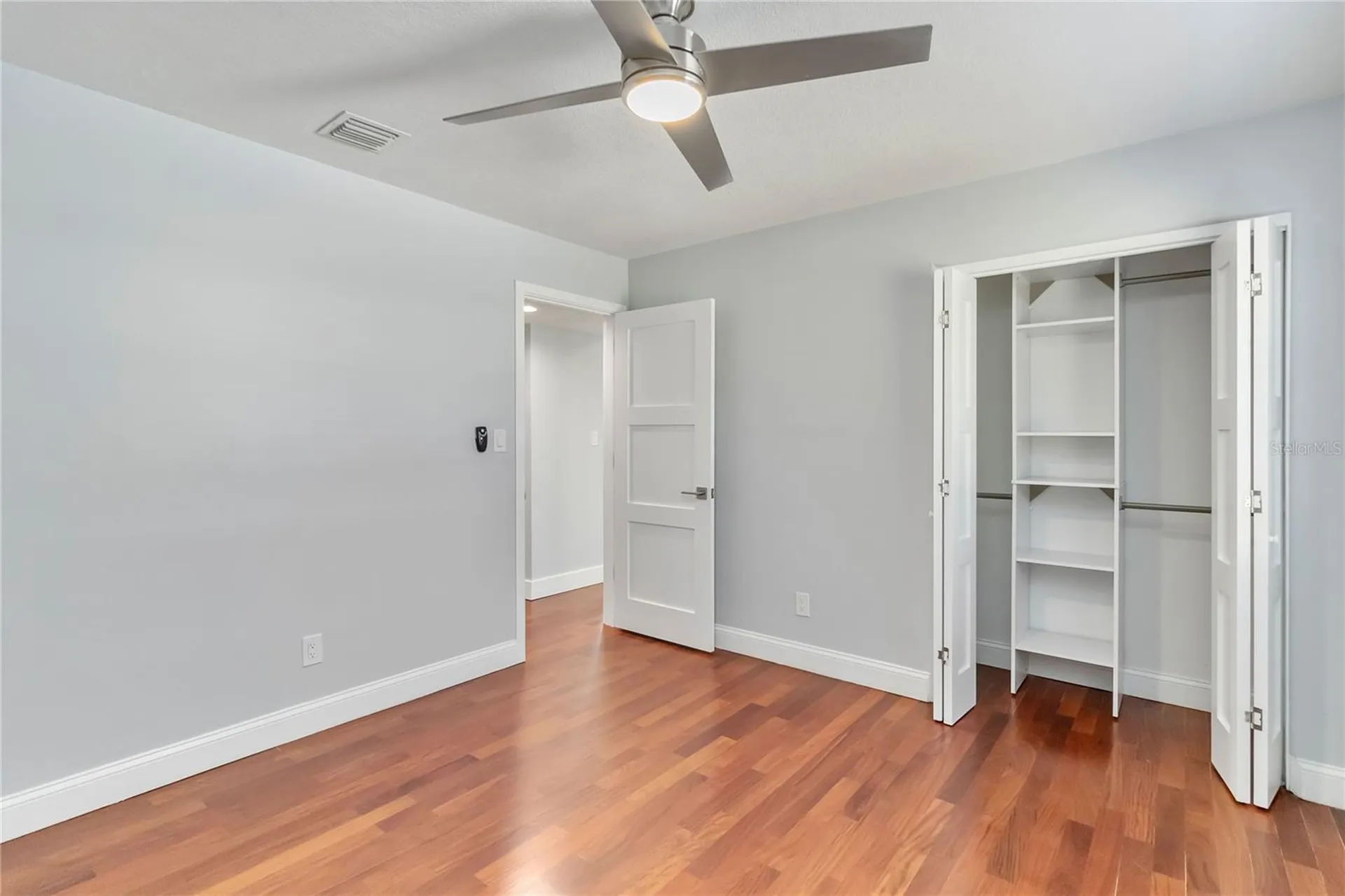 3911 Venice Drive Orlando FL 32806