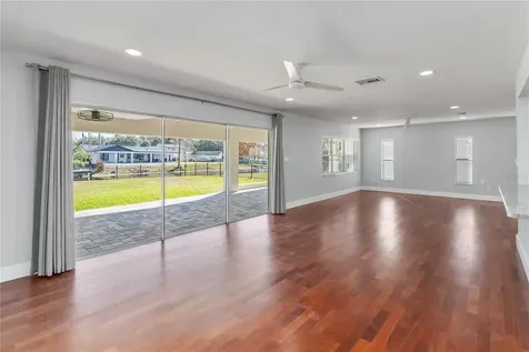 3911 Venice Drive Orlando FL 32806