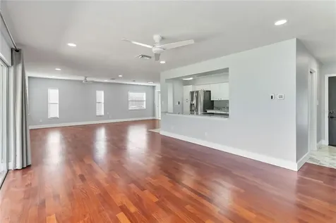 3911 Venice Drive Orlando FL 32806