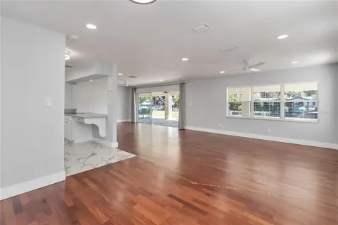 3911 Venice Drive Orlando FL 32806