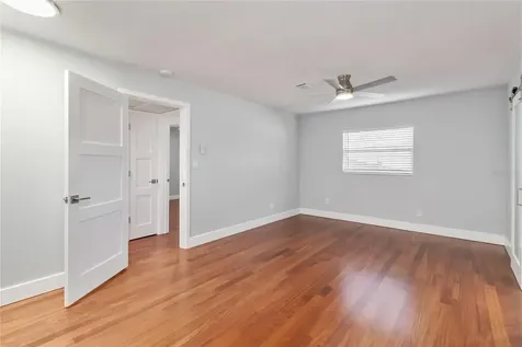 3911 Venice Drive Orlando FL 32806