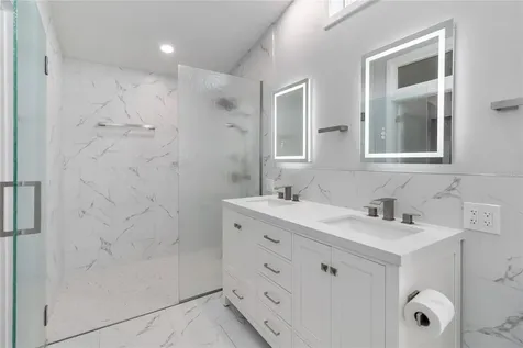 3911 Venice Drive Orlando FL 32806